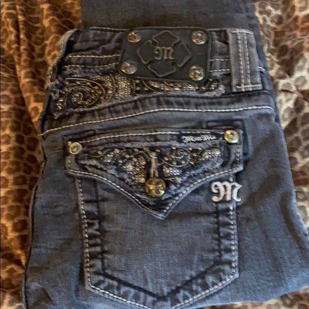 Size 28 Miss Me skinny jeans